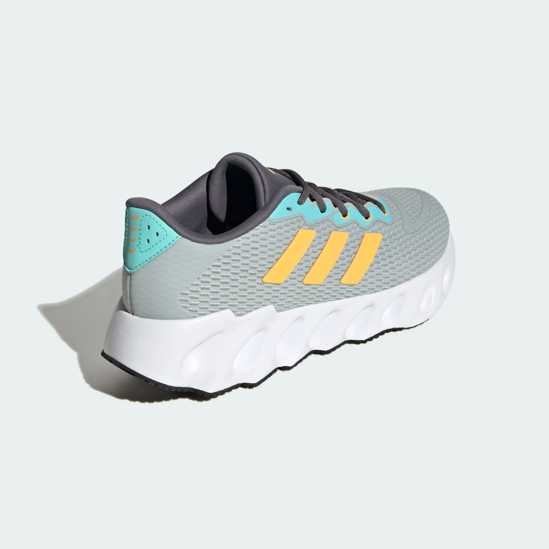 ADIDAS SWITCH RUN RUNNING  - IF5716