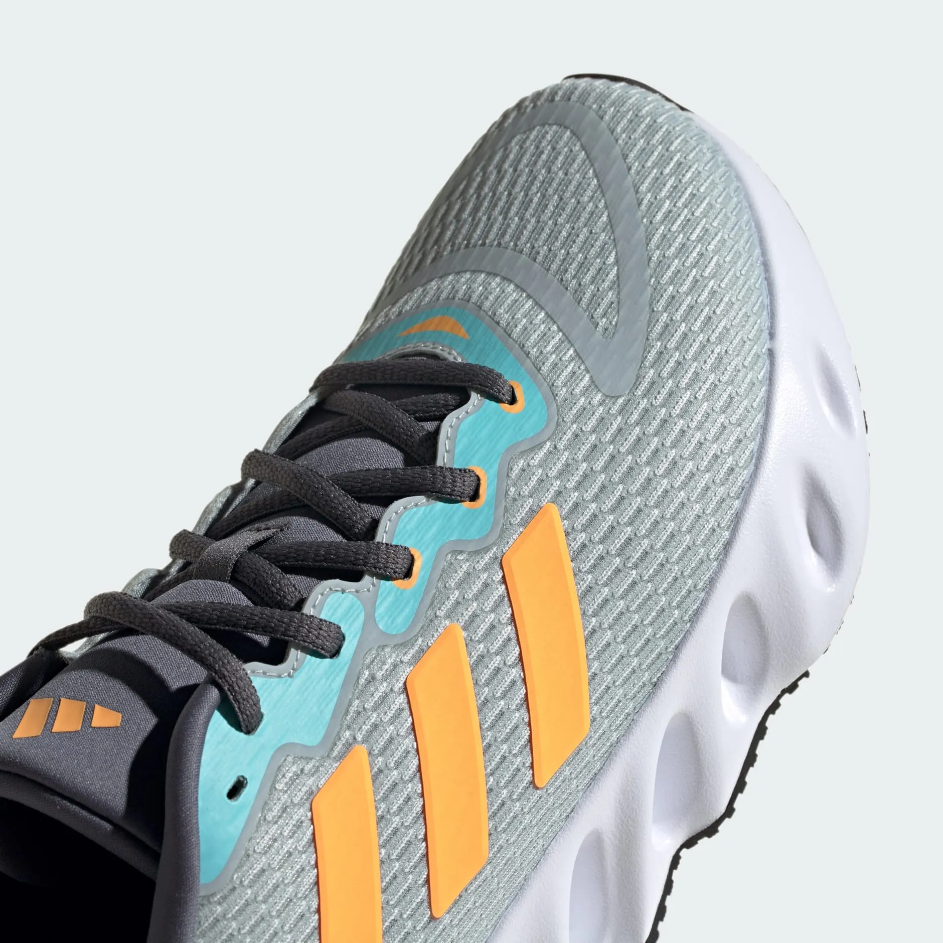 ADIDAS SWITCH RUN RUNNING  - IF5716