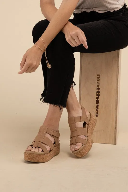AMENDA Platform Wedge Sandal