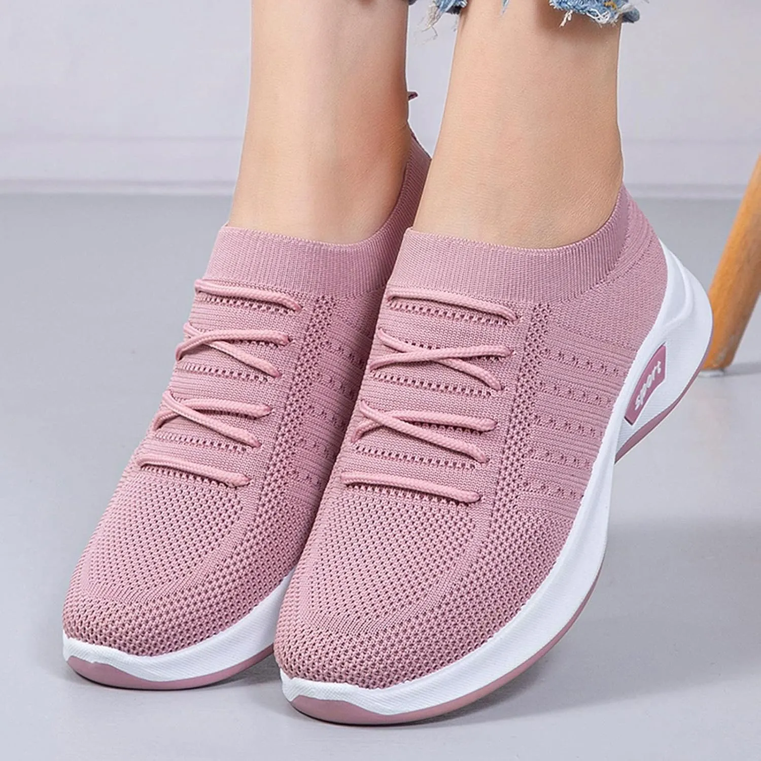 Athletic Shoes Women Fashion Casual Work Gym Lightweight Sneaker Arch Support Memory Foam Sneakers with Wide Toe Box