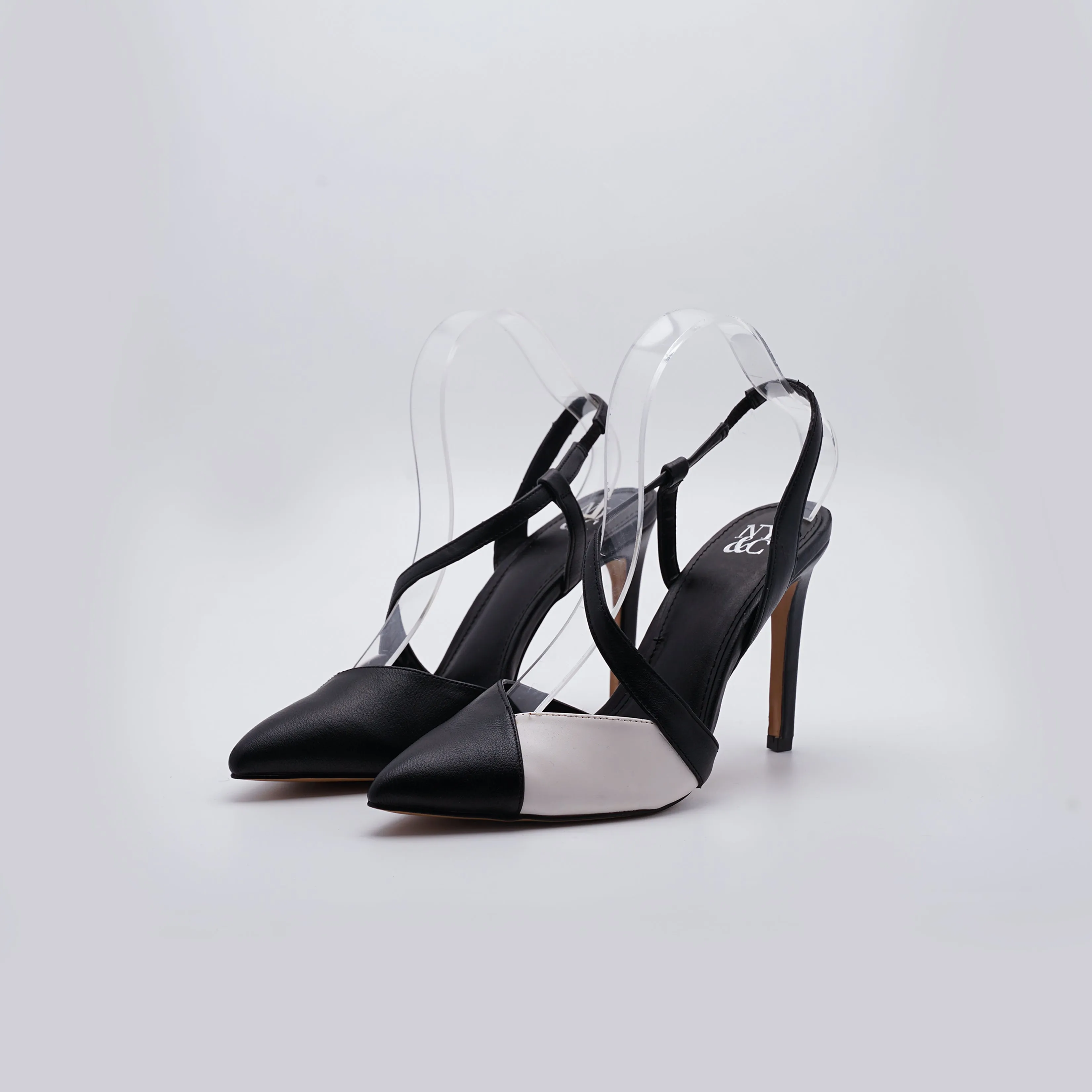Europian Black Stilettos, Pumps