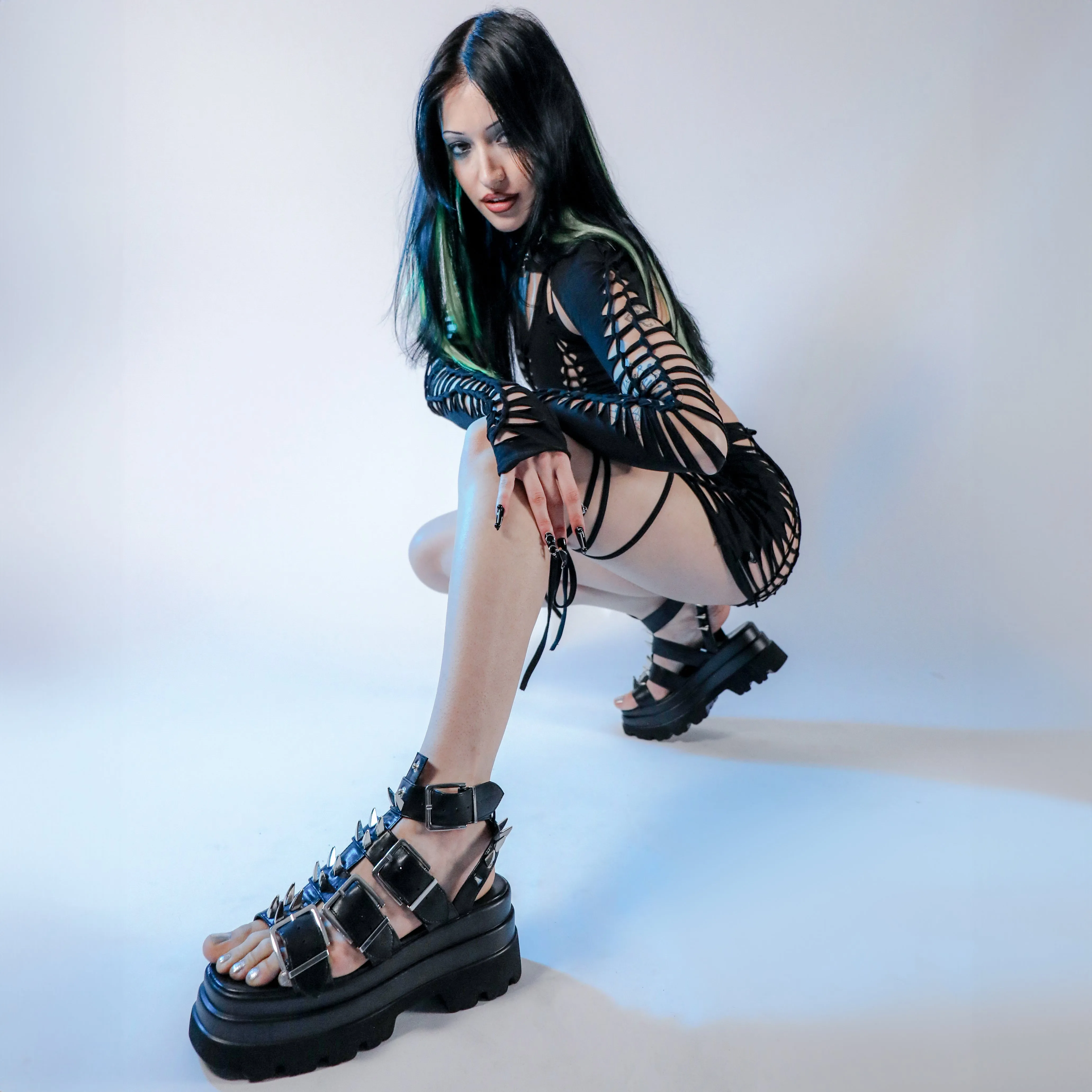 The Mage Resistor Spiked Black Sandals - Black